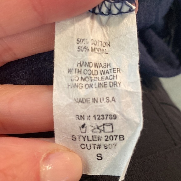 Six/Fifty Navy Blue Long Sleeved Shirt w/ Tie Front Size Small in EUC - Picture 8 of 8